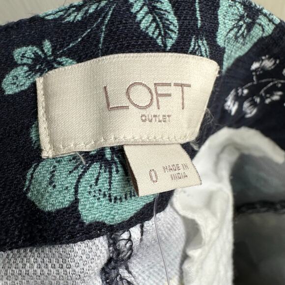 LOFT Floral Print 4" Short NWT - Picture 5 of 8